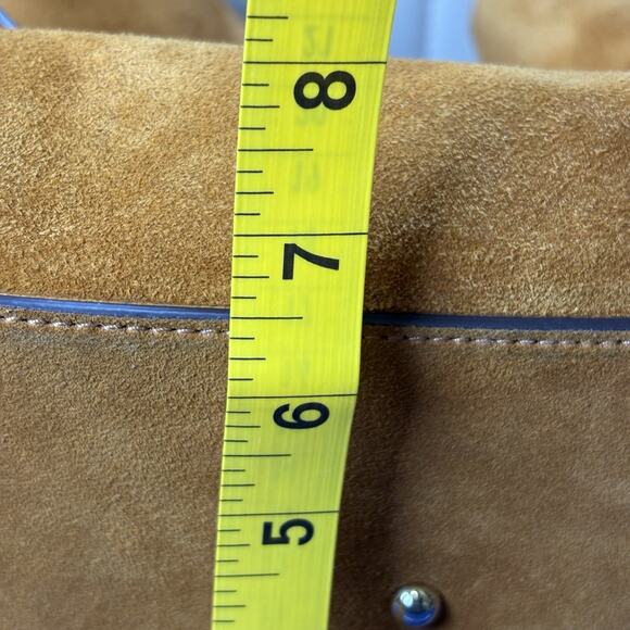 Dooney & Bourke Large Flynn Bag Honey Suede Gently Used Rare Retired Tote Bucket - Picture 13 of 14